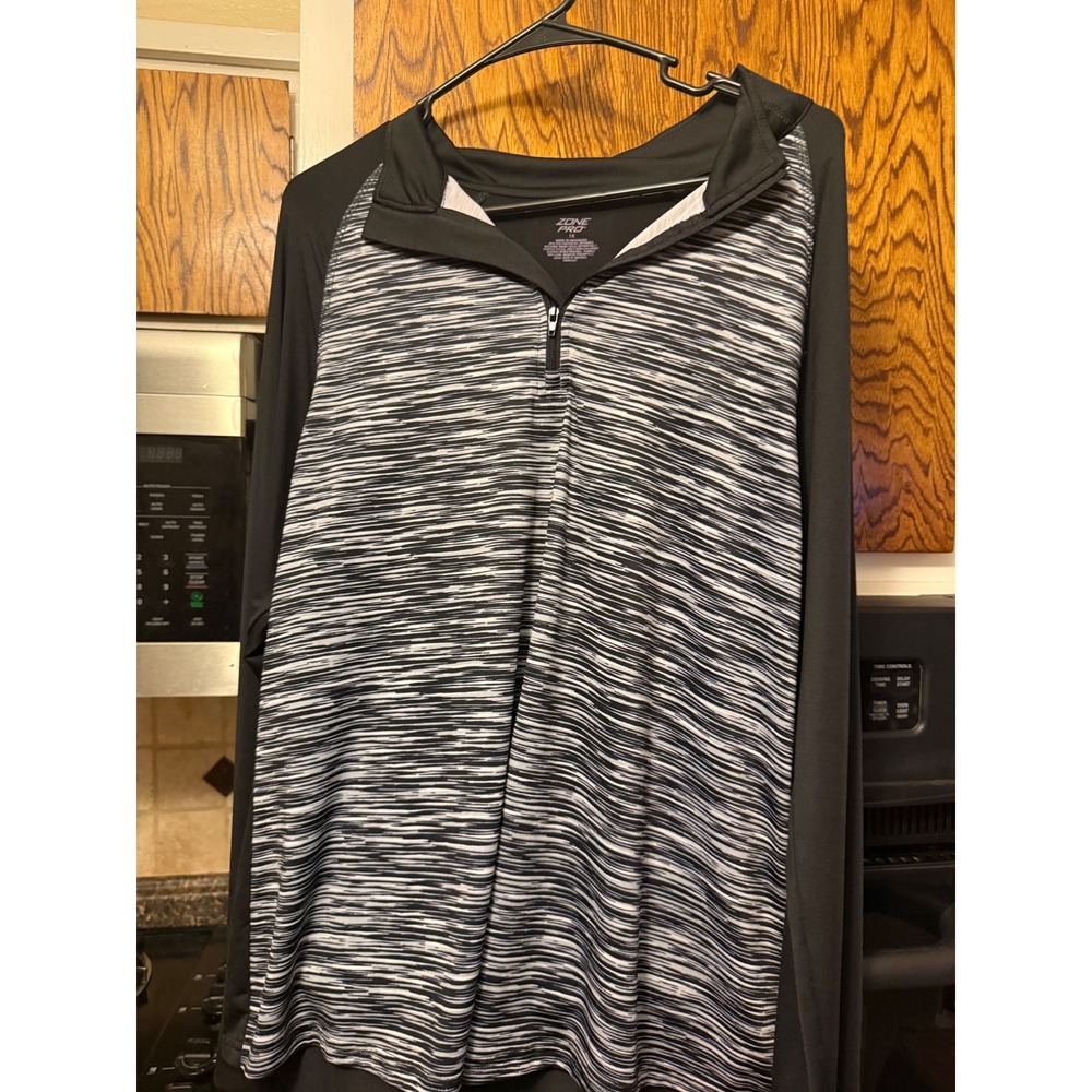 Zone Pro Womens 1X Quarter Zip Pullover Long Sleeve Active Top Black White Print